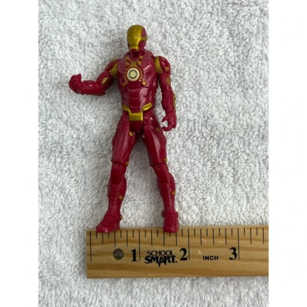 Hasbro Iron Man Action Figure Kids 4in Red Excellent 2012 Marvel Universe